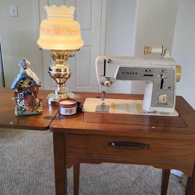 Lf113 vintage singer touch and sew model 648