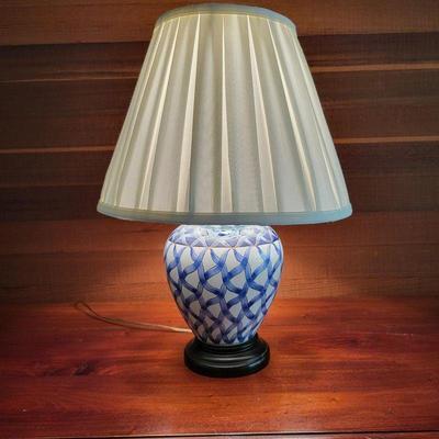Porcelain Blue/White Lamp
