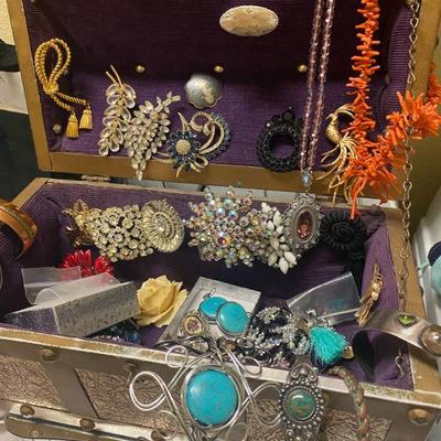 Beautiful jewelry 