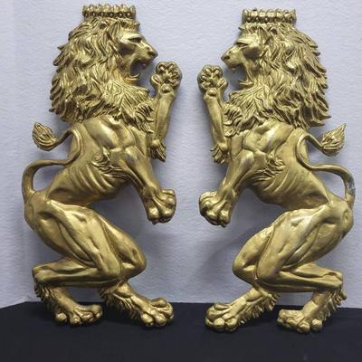 Pair of Wall Royal Lion Sculptures (1122)