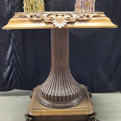 Chess Table & Pieces (1122)