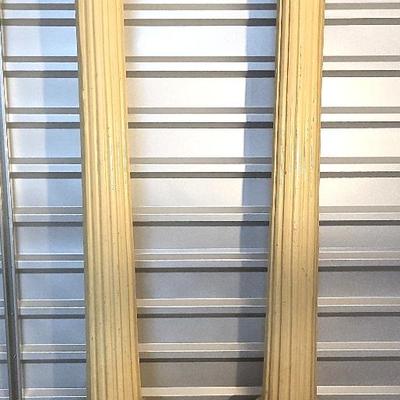 Pair of Columns (1106)