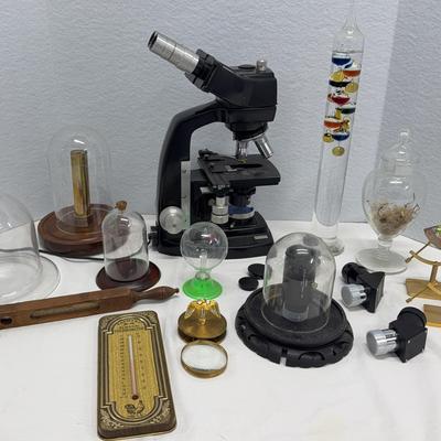 Vintage S.T.E.M. Gadgets (1106)