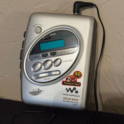Sony WM-FX244 Digital AM/FM Walkman