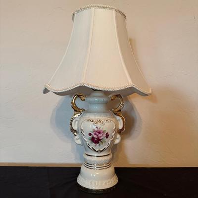 Vintage Floral Vase Lamp
