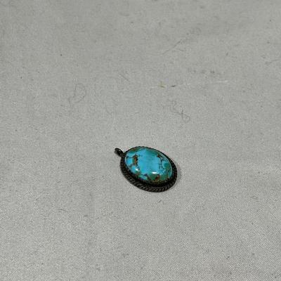 Sterling Silver & Turquoise Pendent 