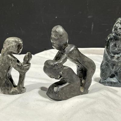 Vntg Canadian Inuit Soapstone Inuit Peoples Sculptures