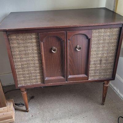 Westinghouse Cabinet Record Player (untested)