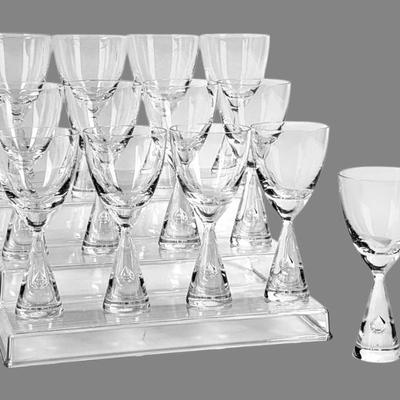 WWW.LUX.BID
