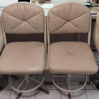 4 Vintage White Upholstered Swivel Barstool Chairs