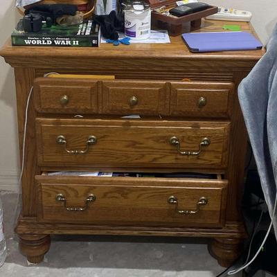 Vintage Wooden Night Stand (Only Includes Nightstand)