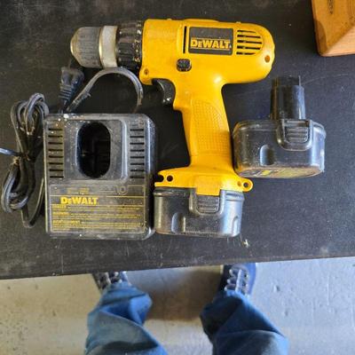 Dewalt battery drill