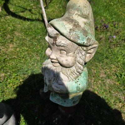 Cement figure