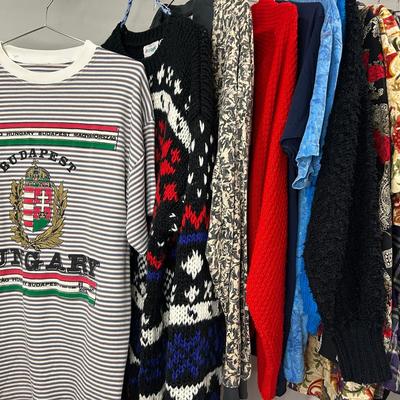 Vintage T-Shirts & More - (M-XL) 