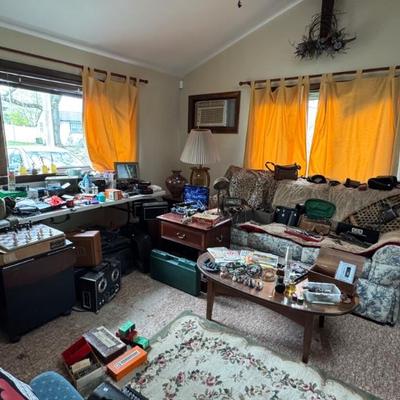 Estate sale photo