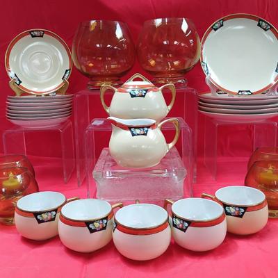 Seito Studio 22pc Dishware Set W/ Amber Glass Candleholders