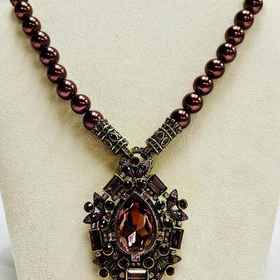 Heidi Daus Signed/Pearl Necklace Embellished Ends/Pendant, Brooch