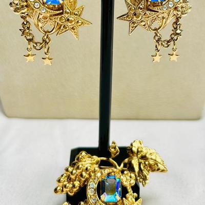 Kirks Folly Moon and Star Pin w/Matching Earrings