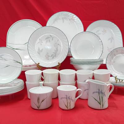 45pc "Shadow Iris" And "Pink Trio" Corelle Collection