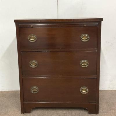 Antique Bachelors Chest Of Drawers 
