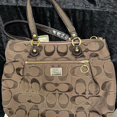 Coach Poppy Purse - not authenticated. 