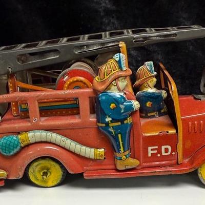 Vintage SSS Trademark Fire Department F.D Litho Truck Tin Toy,Japan