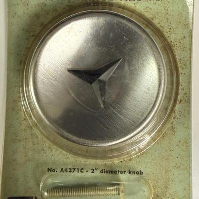 12 Vintage Decorator Knob Plate By Americk