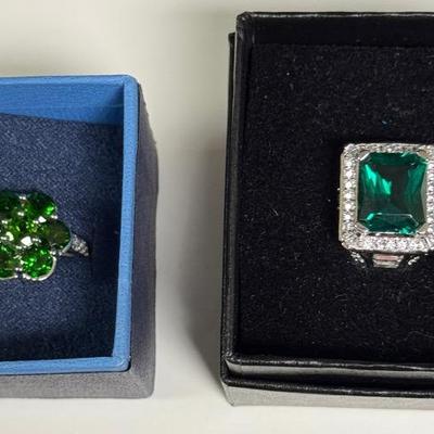 2 Emerald Like Rings