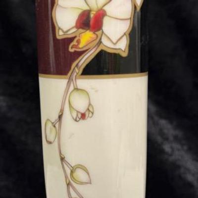 Noritaki Vase by Yuriko Takata