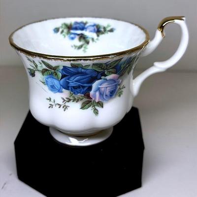 Royal Albert Moonlight Rose Teacup