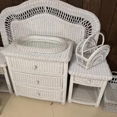 White Wicker Bedroom Set; Night Stands, Dresser, Headboard, Arm Chair (CLEAN! GREAT CONDITION)