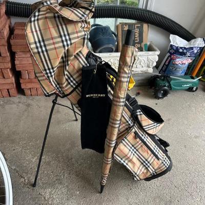 Burberry Golf Bag Complete with Matching Umbrella, Towel, Bag Cover & Head Covers (Never Used)