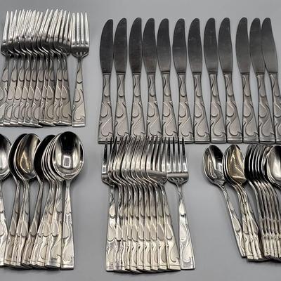 Oneida Tuscany Flatware 