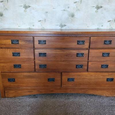 Vaughan Dresser