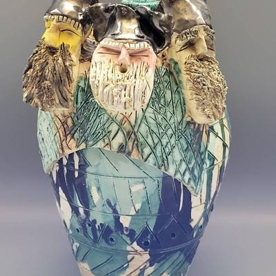 Puerto Rican Tres Reyes Magos Majolica Vase