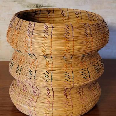 Native American Seminole Sweetgrass Basket