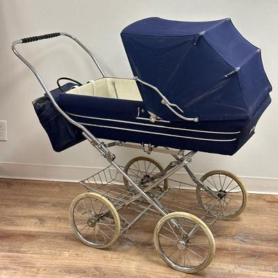 BABY PRAM | Navy blue baby striker with attached diaper bag - h. 42 x w. 20 x l. 45 in.
