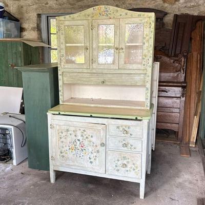 STENCIL DECORATED HUTCH | h. 71 x w. 40 x l. 25 in.
