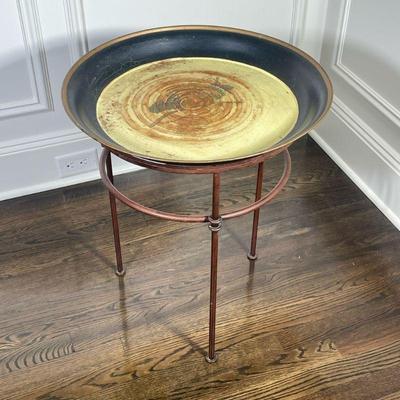 SMALL ROUND TABLE | Having metal frame with painted metal bowl too - h. 23.5 x dia. 20 in.
