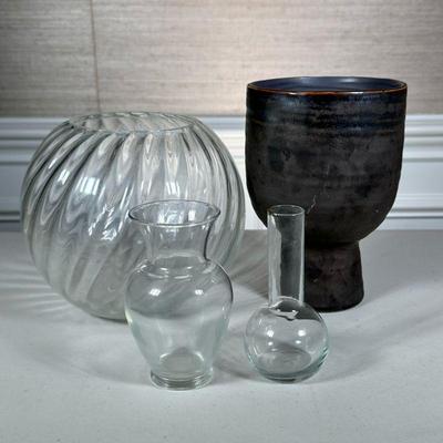 (4pc) VASE SET | Varying sizes of vases. 3 glass one ceramic.
