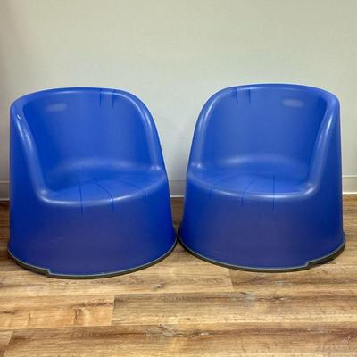 (2pc) PAIR PLASTIC CHAIRS | Pair of blue round plastic chairs for a play room - h. 26 x dia. 28.5 in.
