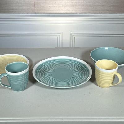 (35pc) SANGO DINNER SET | 11 large plates, 7 small plates, 7 bowls and 10 cups
