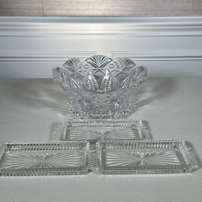 CUT CRYSTAL BOWL | h. 4.5 x dia. 9 in.
