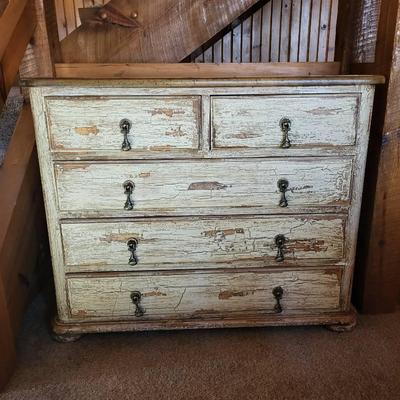 Lorts Distressed Chest of Drawers