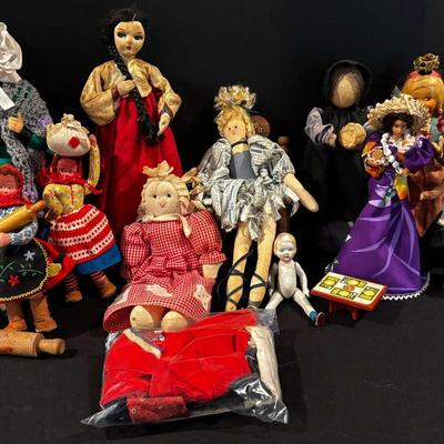 International Collection Of Dolls