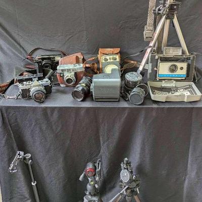 Photography: Sony Wingscapes Timelapse Cam Pro, Olympus OM-1, Zenith Royal 500 Radio, Polaroid, Kodak