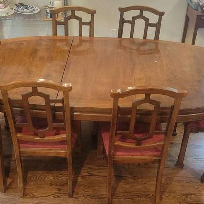Dining Table, Six Chairs w/ Leaves