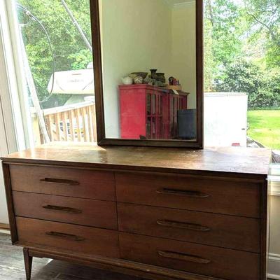 Mid Century Bassett Dresser & Mirror 