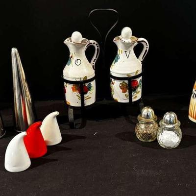 Vintage Collectible Condiment Containers