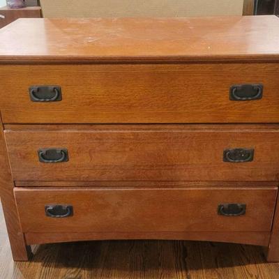 Shenandoah Valley Three Drawer Chest